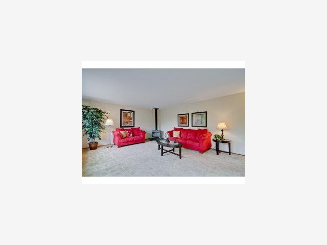 7543 Bollinger Road Cupertino, CA 95014 - Photo 7 of 9 Gallery Image 7