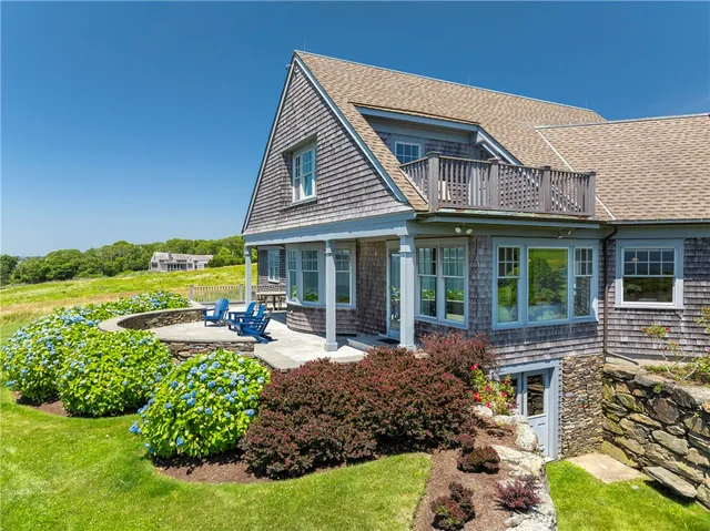 $4,125,000 | 17 Ferolbink Way, Little Compton, RI 02837