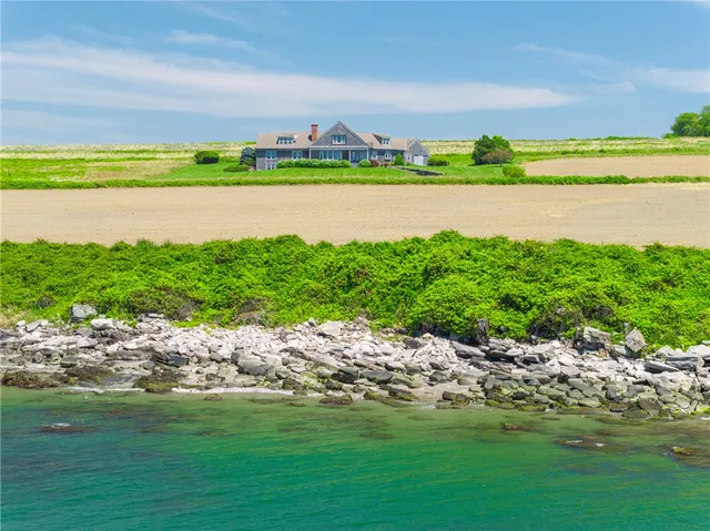 $4,125,000 | 17 Ferolbink Way, Little Compton, RI 02837