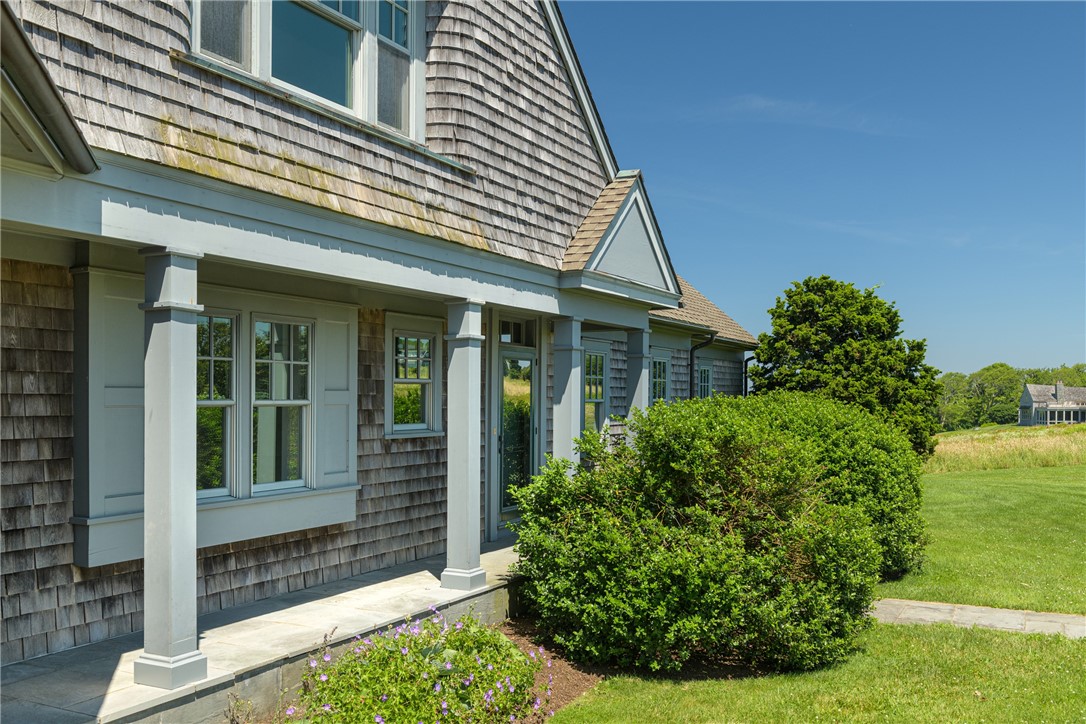 17 Ferolbink Way Little Compton, RI 02837 - Photo 15 of 46