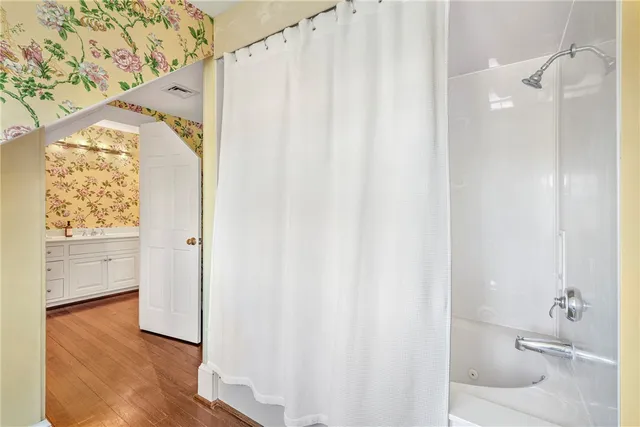 $4,125,000 | 17 Ferolbink Way, Little Compton, RI 02837