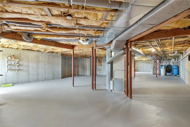 $4,125,000 | 17 Ferolbink Way, Little Compton, RI 02837