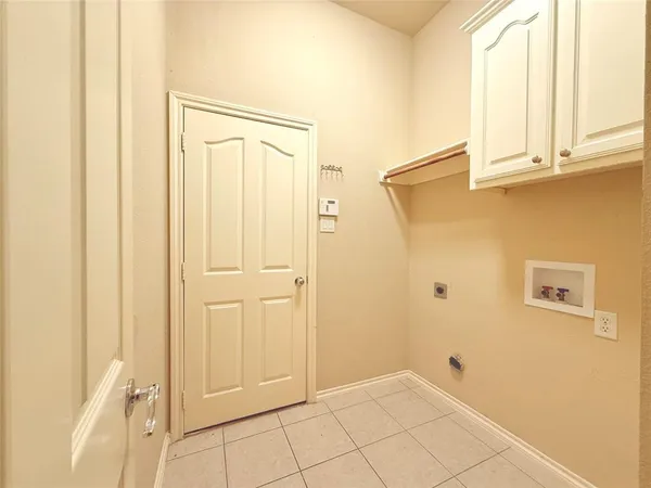 a view of a storage & utility room