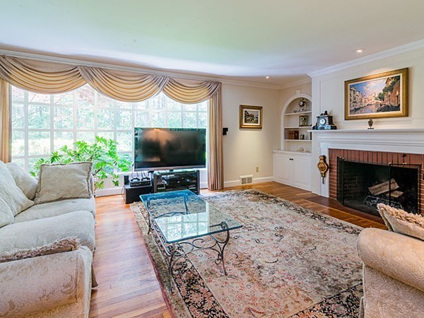 56 Fairview Road Weston, MA 02493 - Photo 4 of 26 Gallery Image 4