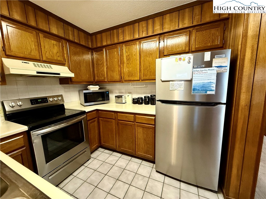 301 Pinnacle Inn Road, Unit 2201 Beech Mountain, NC 28604 - Photo 12 of 40