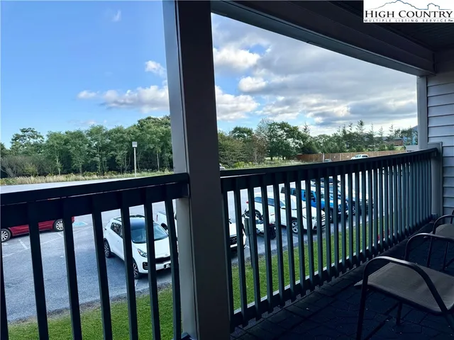 $194,900 | 301 Pinnacle Inn Road, Unit 2201, Beech Mountain, NC 28604