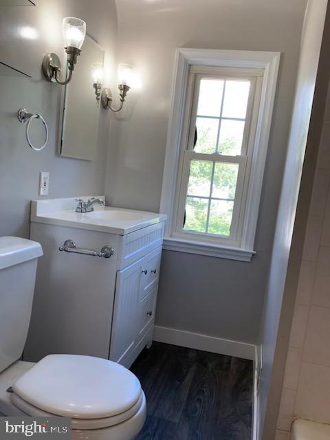 8427 Water Oak Road Baltimore, MD 21234 - Photo 13 of 25 Updated Full Bath