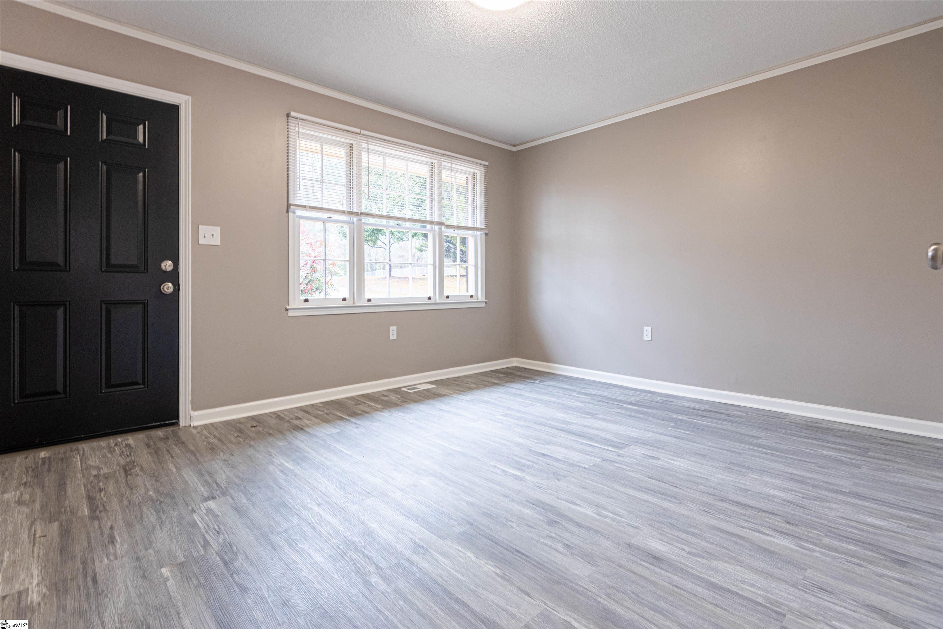 726 Ivy Circle Anderson, SC 29621 - Photo 4 of 20 Gallery Image 4