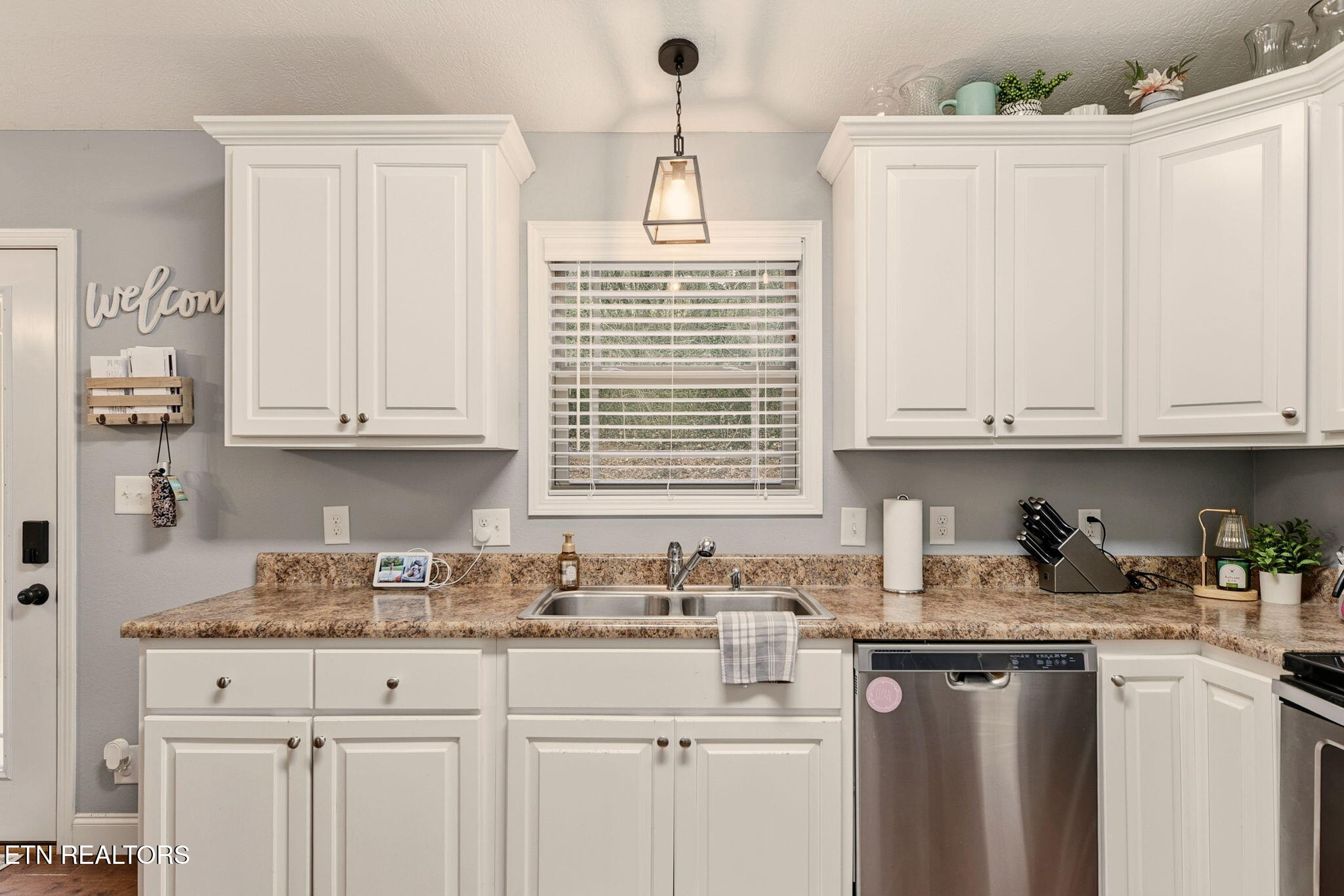 400 Marshall Street Clinton, TN 37716 - Photo 11 of 25 11-web-or-mls-Mrshll400 (35)