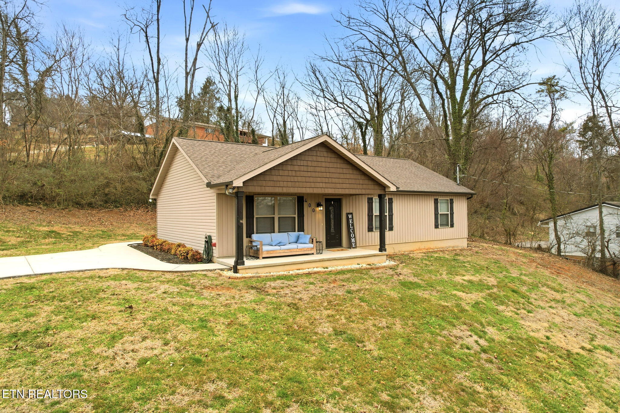 400 Marshall Street Clinton, TN 37716 - Photo 2 of 25 2-web-or-mls-62906cd1-b11f-4d8d-9ac5-3ec