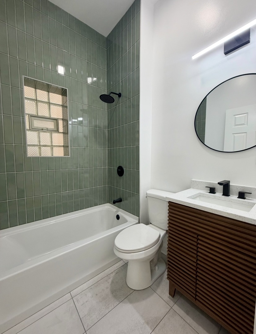 2638 West Adams Street, Unit 1 Chicago, IL 60612 - Photo 7 of 14