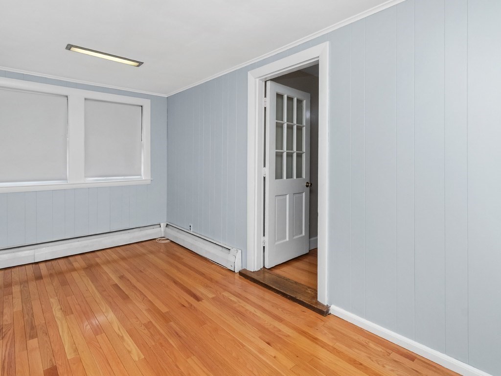 31 Oakledge Road Waltham, MA 02452 - Photo 18 of 38