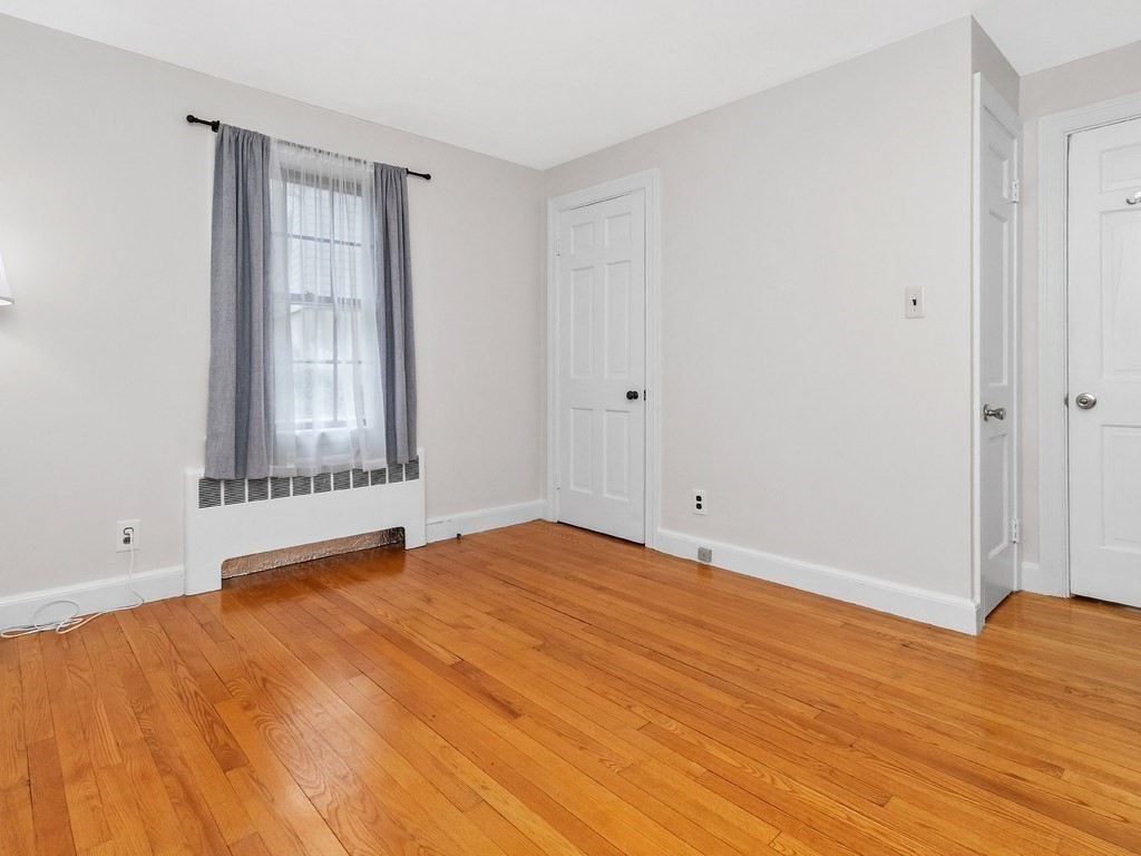 31 Oakledge Road Waltham, MA 02452 - Photo 25 of 38