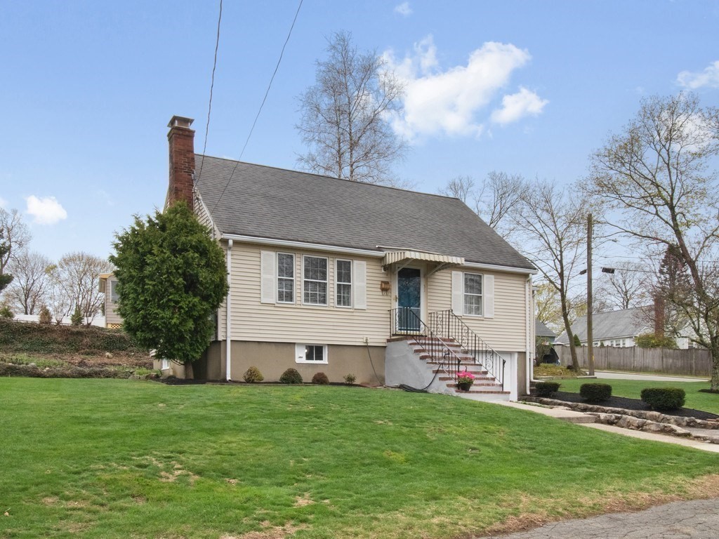 31 Oakledge Road Waltham, MA 02452 - Photo 35 of 38