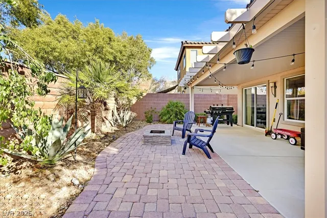 $385,000 | 9941 Mission Creek Inn Street, Las Vegas, NV 89178
