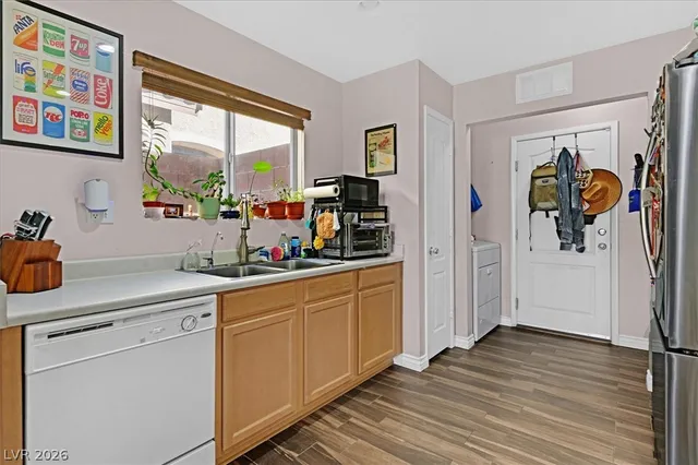 $385,000 | 9941 Mission Creek Inn Street, Las Vegas, NV 89178