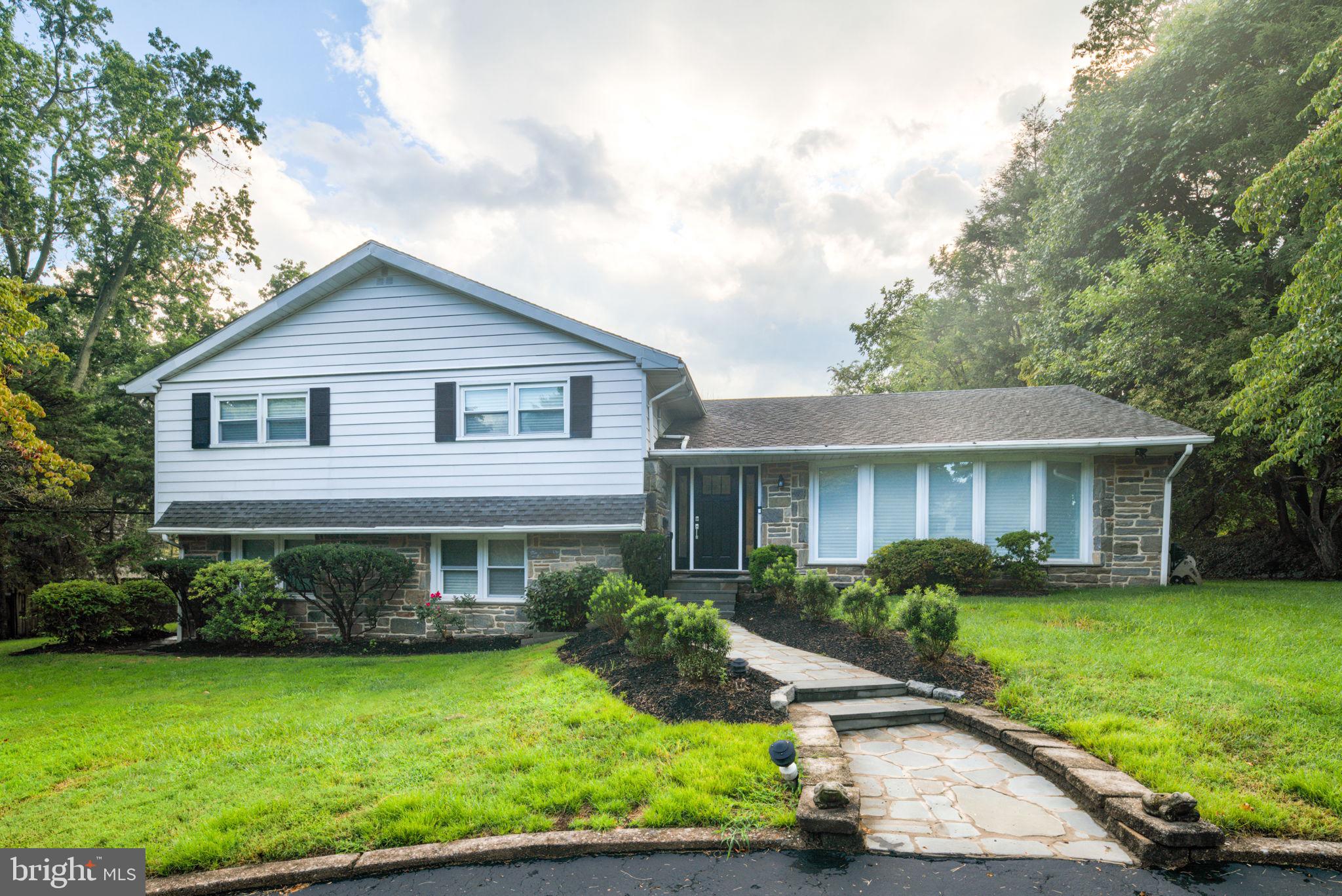 7908 Rolling Green Road Cheltenham, PA 19012 - Photo 2 of 35 Exterior Front