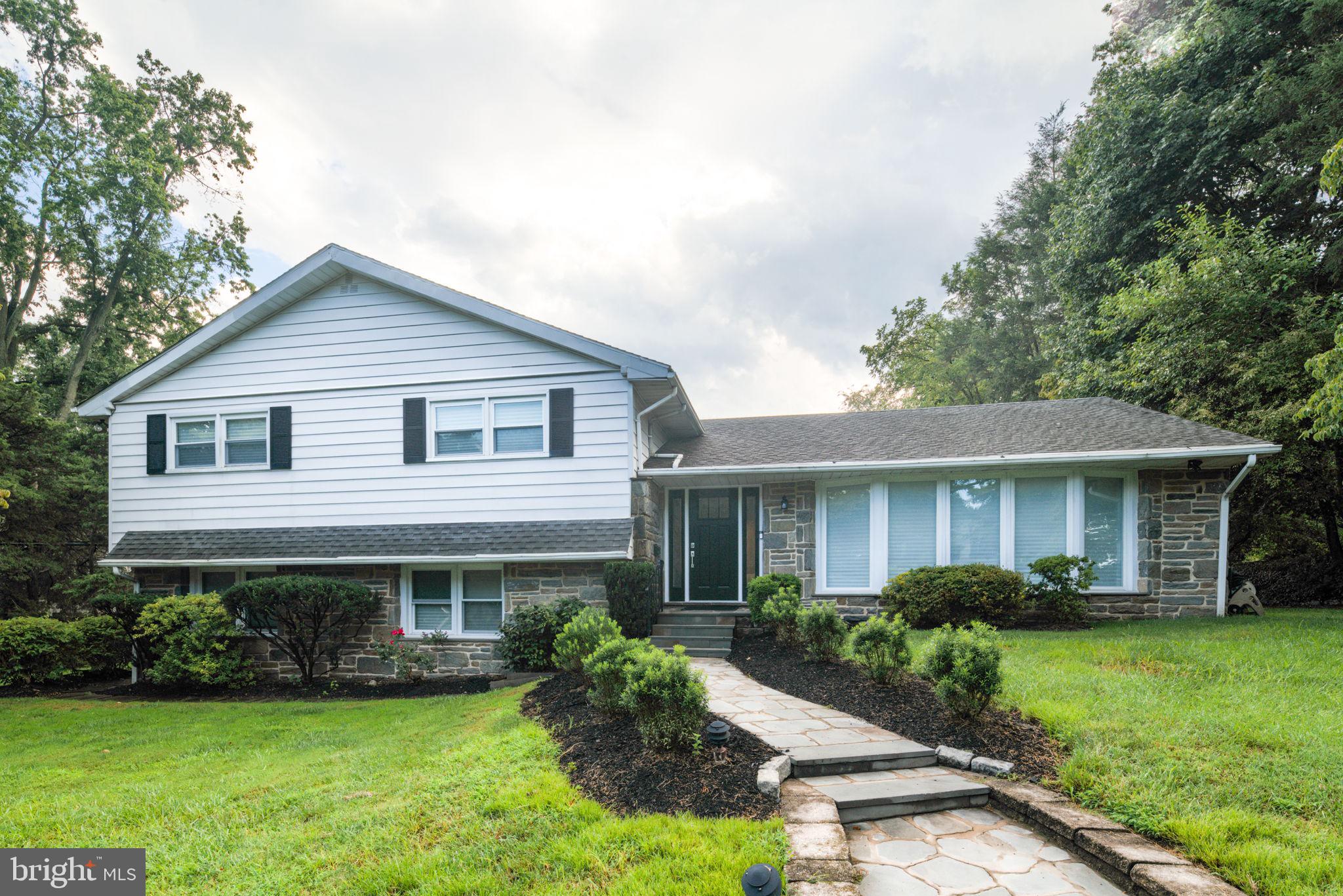 7908 Rolling Green Road Cheltenham, PA 19012 - Photo 3 of 35 Exterior Front