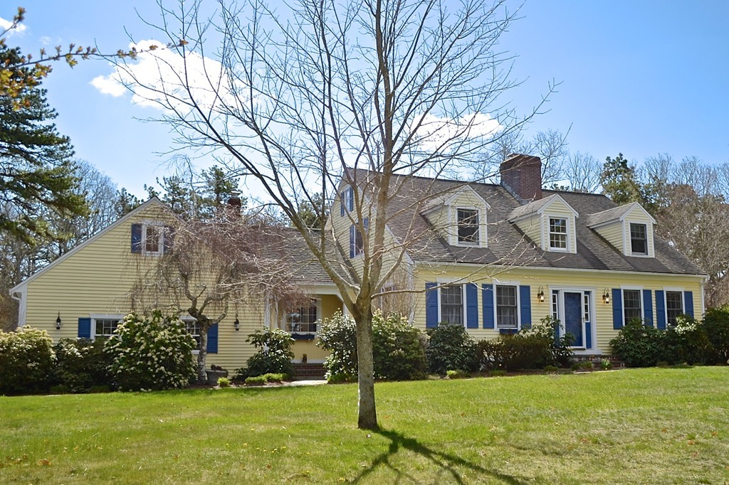 52 Bullivant Farm Road Marion, MA 02738 - Photo 1 of 20 Gallery Image 1