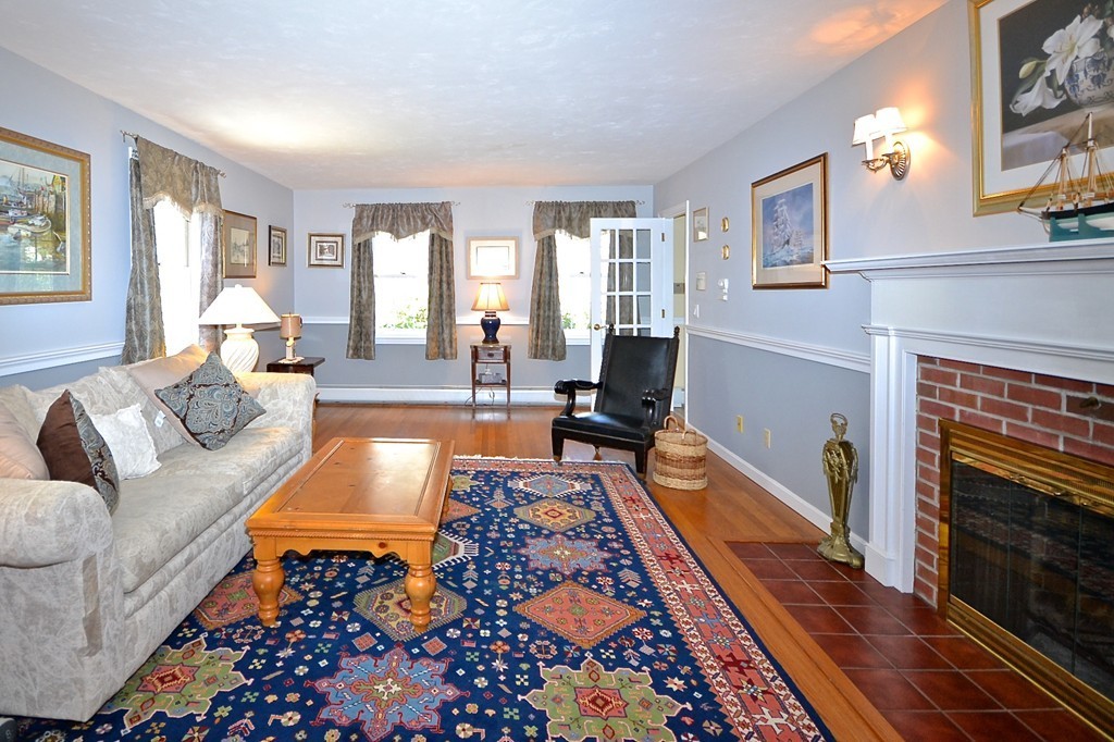 52 Bullivant Farm Road Marion, MA 02738 - Photo 4 of 20 Gallery Image 4