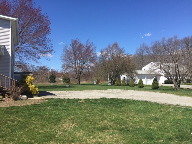 301 Laten Knight Road Cranston, RI 02921 - Photo 3 of 16