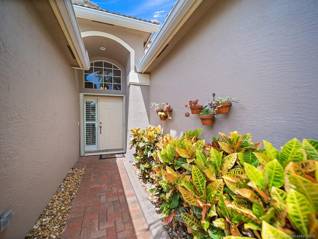 1136 Southeast Westminster Place Stuart, FL 34997 - Photo 7 of 36