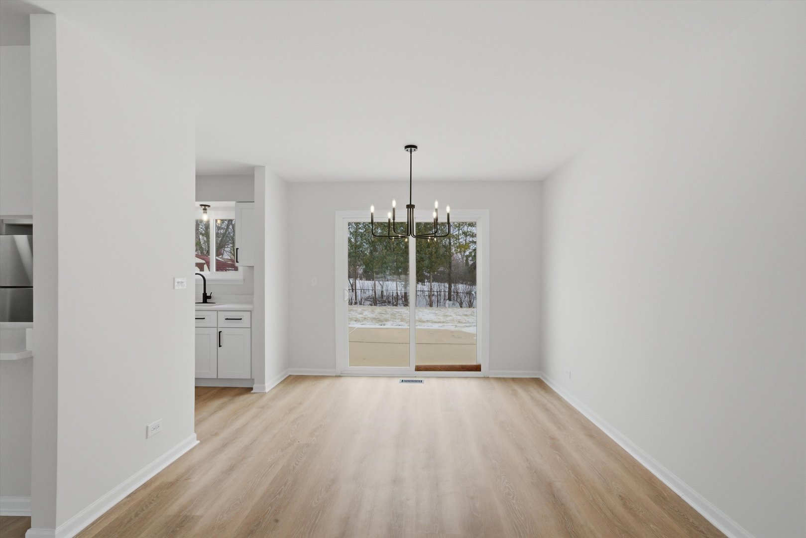 4465 Morton Road Hanover Park, IL 60133 - Photo 5 of 28