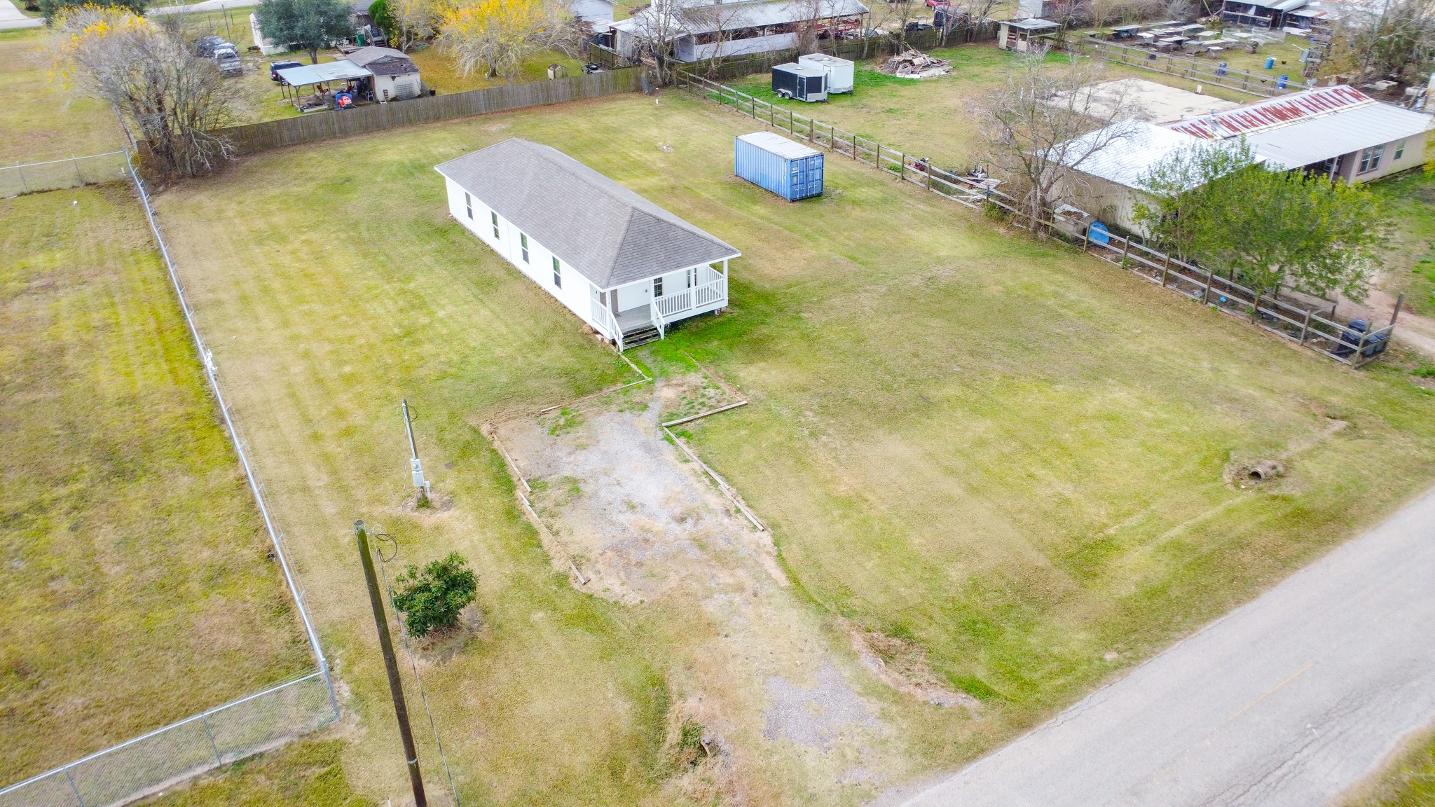 1210 Airline North Rosharon, TX 77583 - Photo 3 of 19 a view of swimming pool with a yard