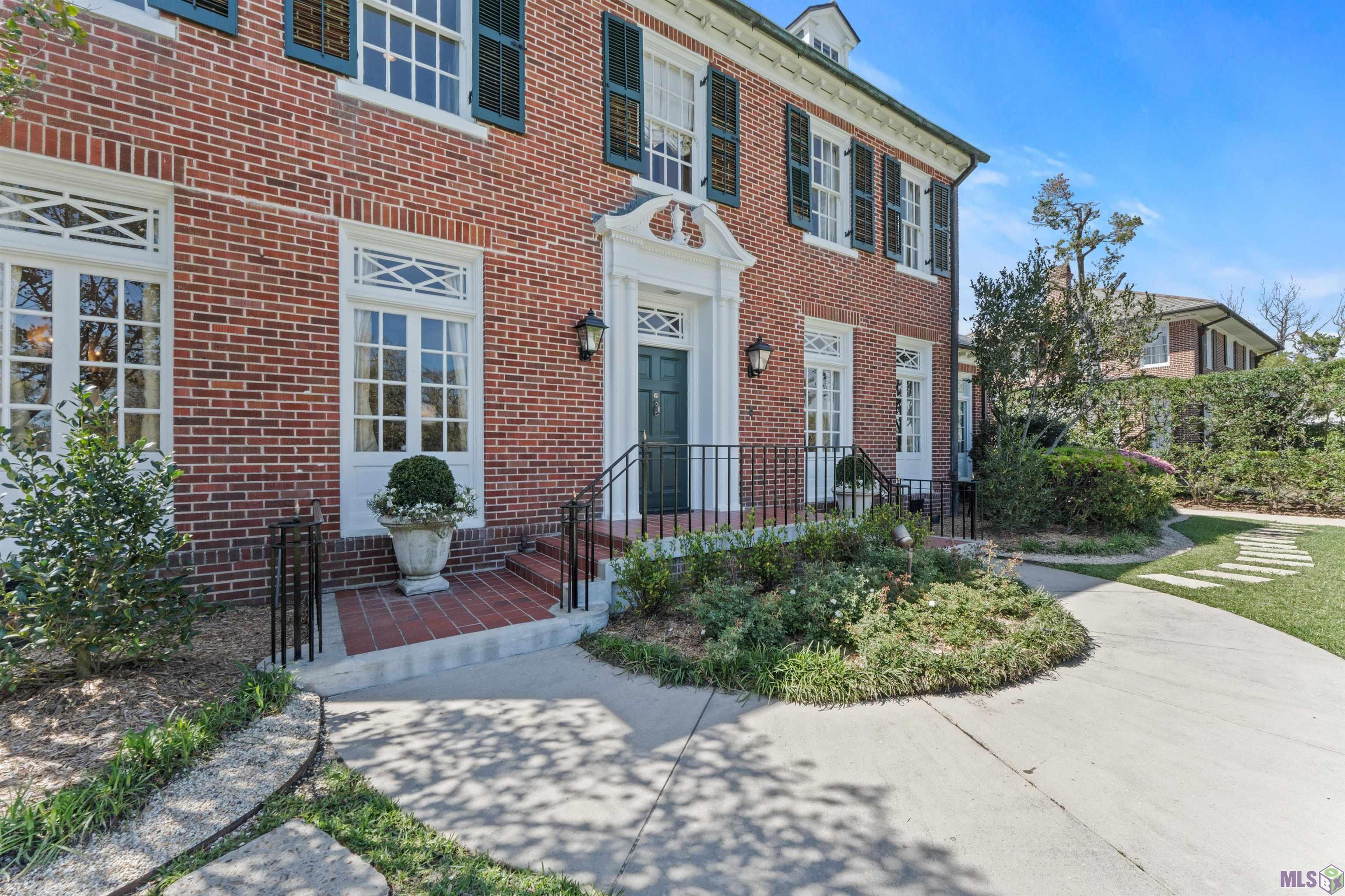 2502 Dalrymple Drive Baton Rouge, LA 70808 - Photo 2 of 57