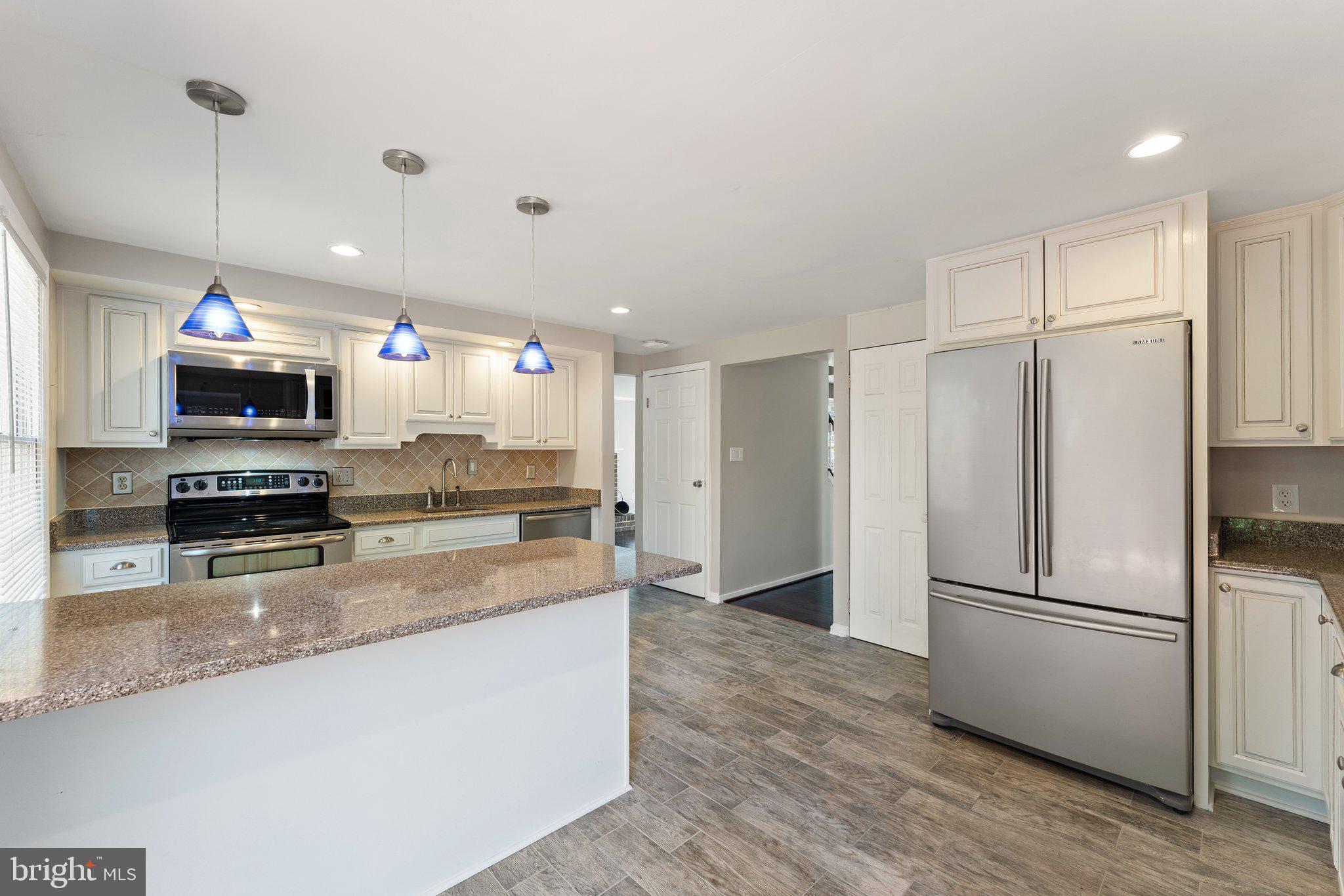 2201 Jester Court Reston, VA 20191 - Photo 8 of 44 kitchen