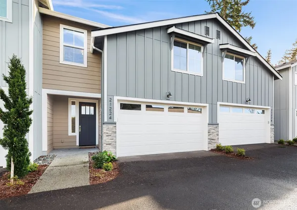 $879,000 | 21224 82nd Place West, Edmonds, WA 98026