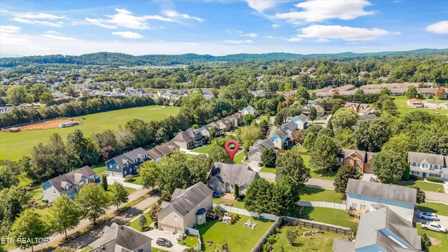 $579,900 | 6031 Shannon Valley Farms Boulevard, Knoxville, TN 37918