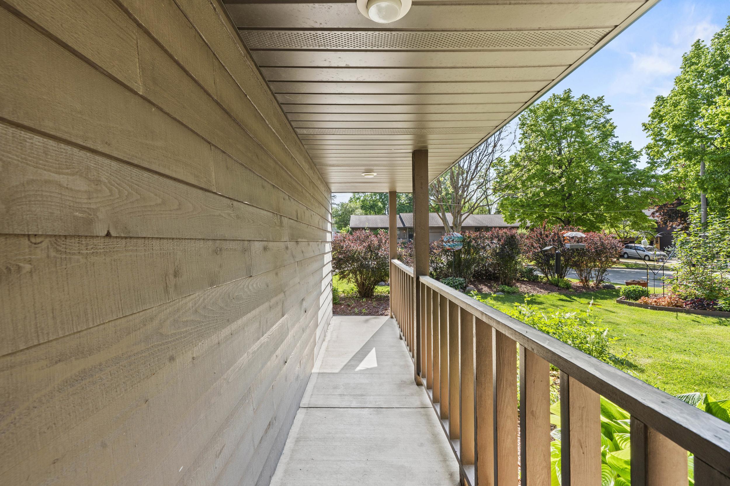 921 Divot Place Green Bay, WI 54313 - Photo 46 of 66