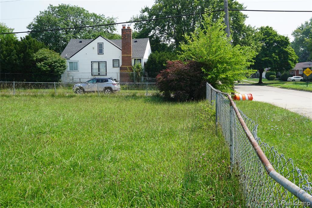 Vacant Spruce Street Inkster, MI 48141 - Photo 4 of 6