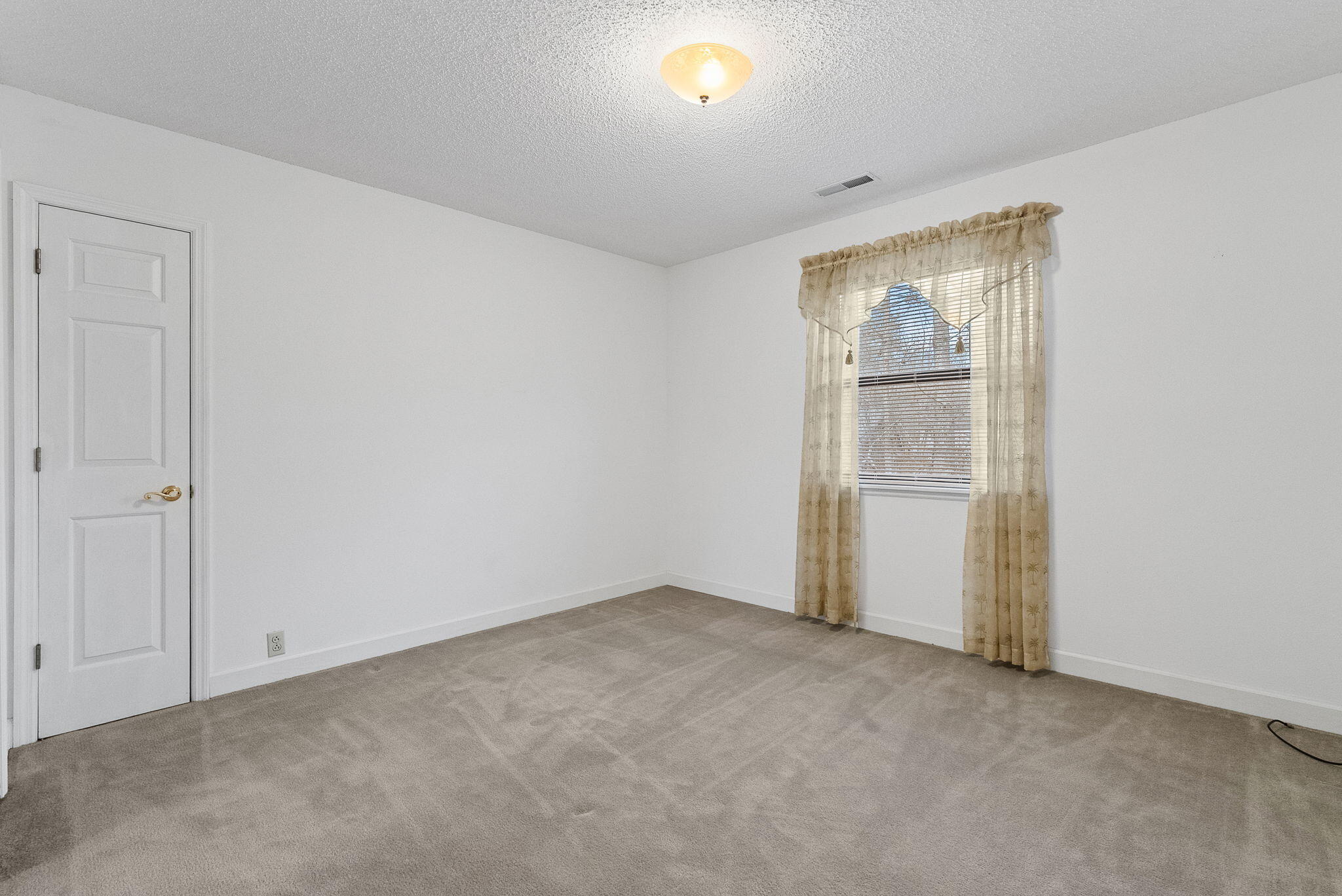 108 Themens Road Moncks Corner, SC 29461 - Photo 15 of 16 16-web-or-mls-Barclay Media Co.-13