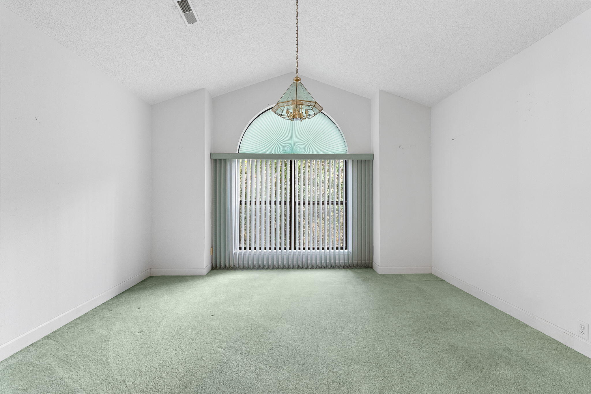 108 Themens Road Moncks Corner, SC 29461 - Photo 8 of 16 5-web-or-mls-Barclay Media Co.-3