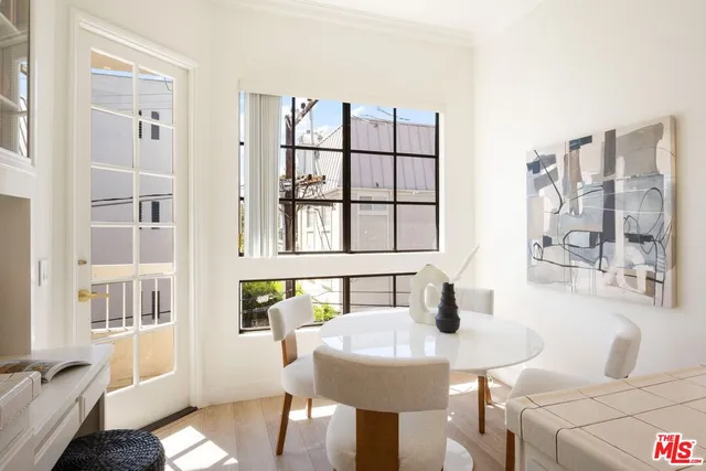 $1,200,000 | 457 North Doheny Drive, Unit 304, Beverly Hills, CA 90210