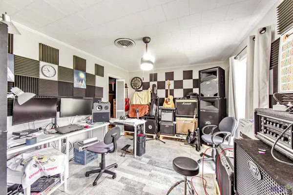 $265,000 | 202 South Hidalgo Lane, Thibodaux, LA 70301