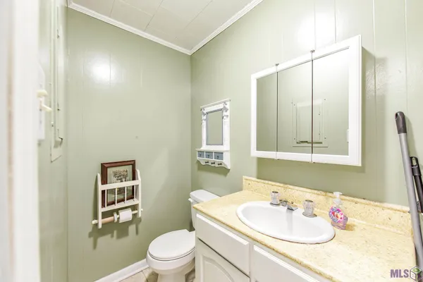 $265,000 | 202 South Hidalgo Lane, Thibodaux, LA 70301