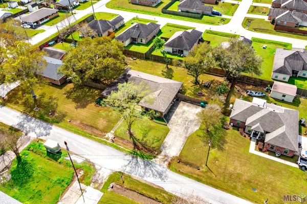 $265,000 | 202 South Hidalgo Lane, Thibodaux, LA 70301