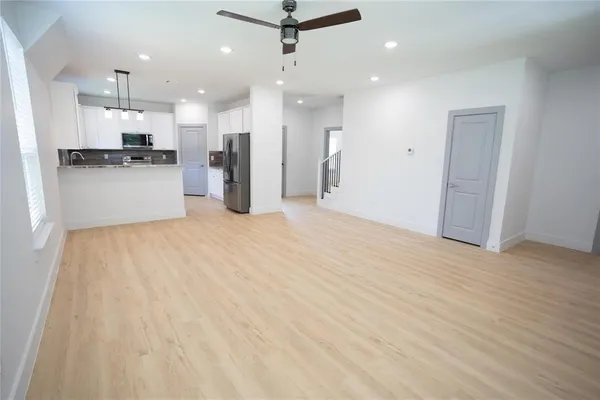 $2,995 | 3817 Winfield Avenue, Fort Worth, TX 76109