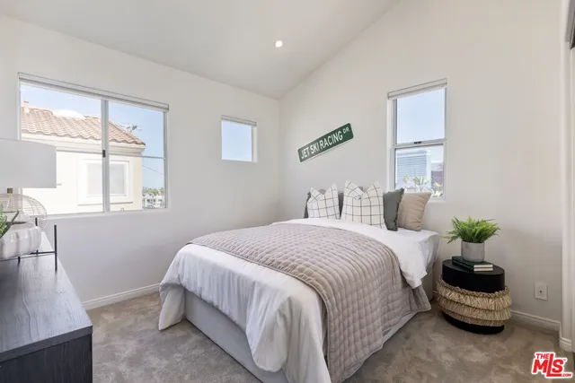 $995,000 | 1630 East Palm Avenue, Unit 5, El Segundo, CA 90245