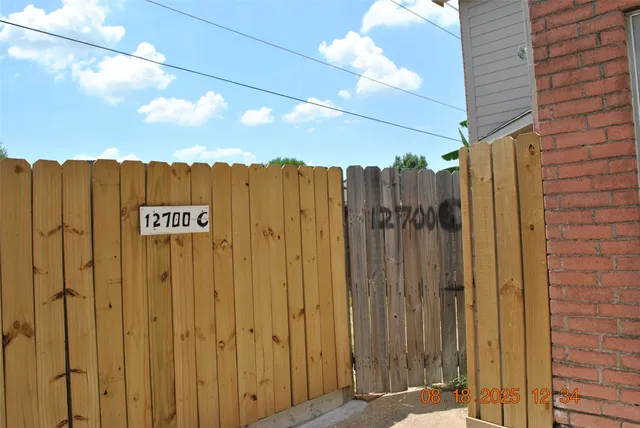 $1,350 | 12700 Leader Street, Unit C, Houston, TX 77072