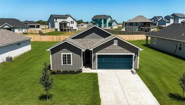 $366,645 | 32734 West 176th Terrace, Edgerton, KS 66021
