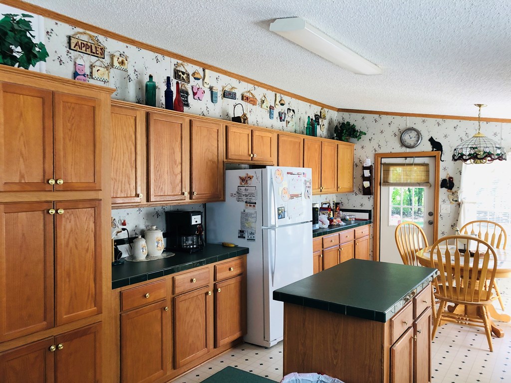 374 Hawthorne Road Honea Path, SC 29654 - Photo 24 of 37