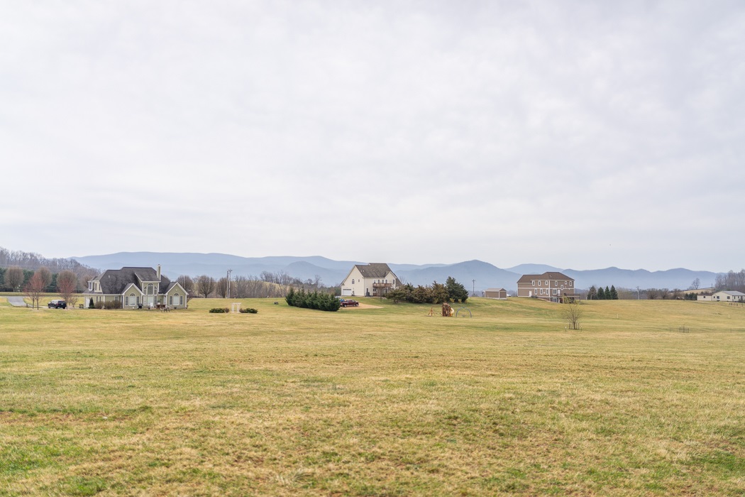 115 Ridgemore Drive Raphine, VA 24472 - Photo 42 of 42 a view of an ocean and a city