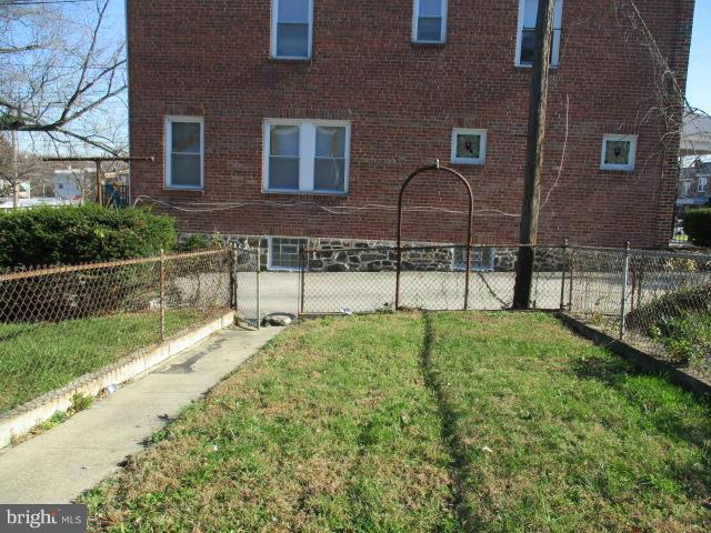 2305 North Rosedale Street Baltimore, MD 21216 - Photo 2 of 21 Exterior (Rear)