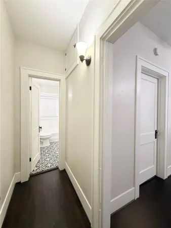 $1,095 | 1126 Berthea Street, Unit 11, Houston, TX 77006