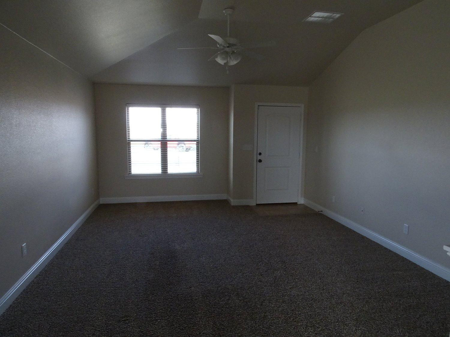 11107 Everett Avenue Lubbock, TX 79424 - Photo 2 of 20 Photo 2