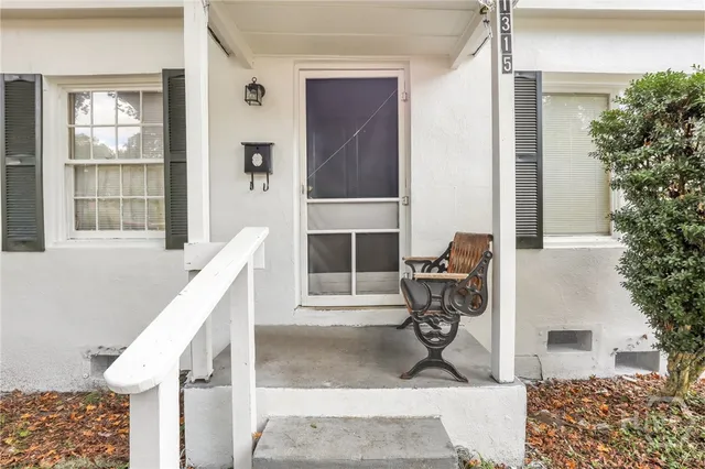 $1,675 | 1313 East 55th Street, Savannah, GA 31404